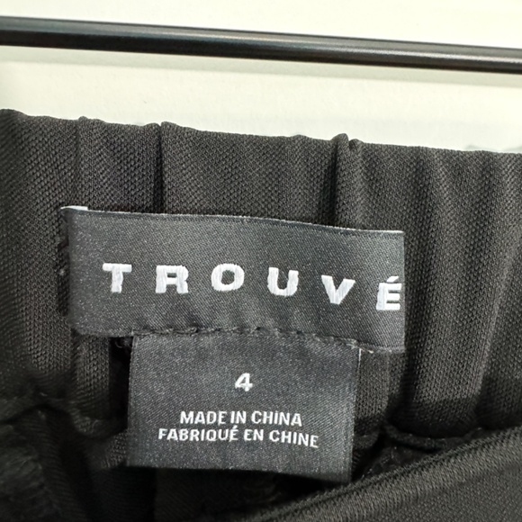 Trouve Nordstrom Women’s Size 4 Small Solid Black Crepe Cropped Jogger Pants - Picture 4 of 8